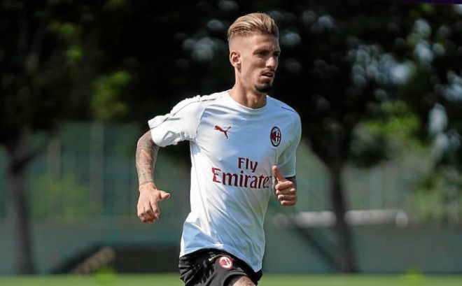 oficial-castillejo-milan