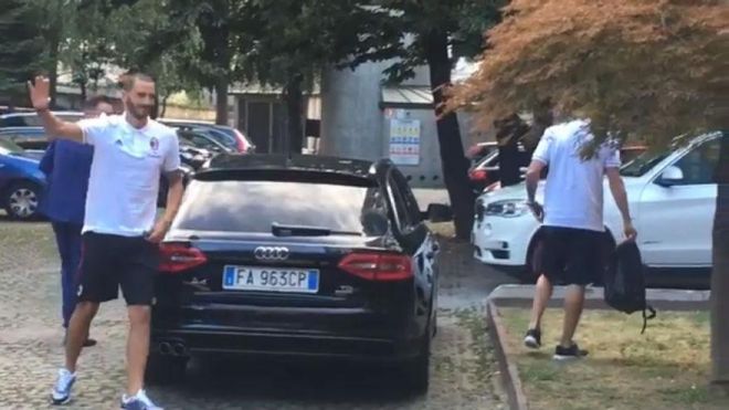 1500098675303_milan-arrivo-bonucci-biglia-visite-mediche_videostill_1