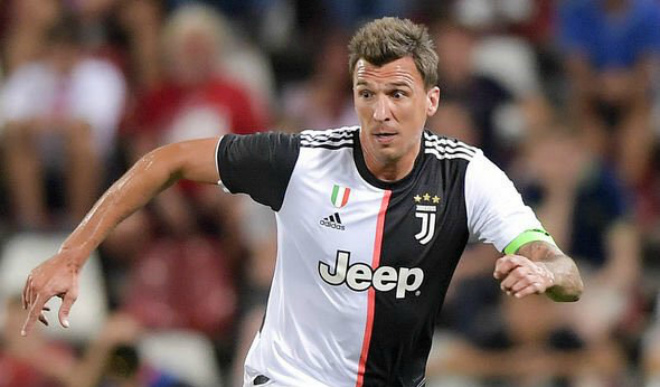 Mario Mandzukic-20-11