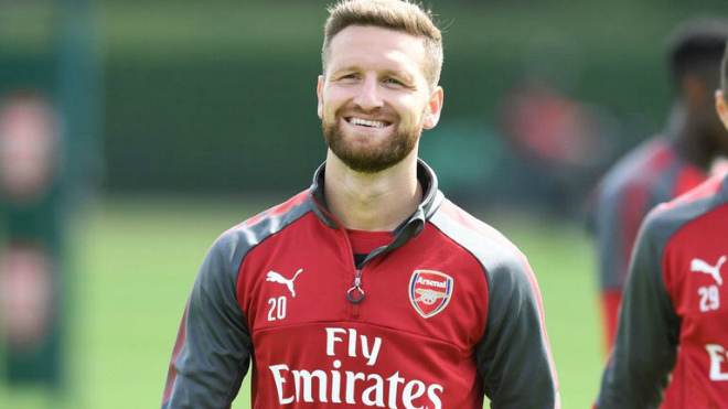 Shkodran Mustafi-16-05